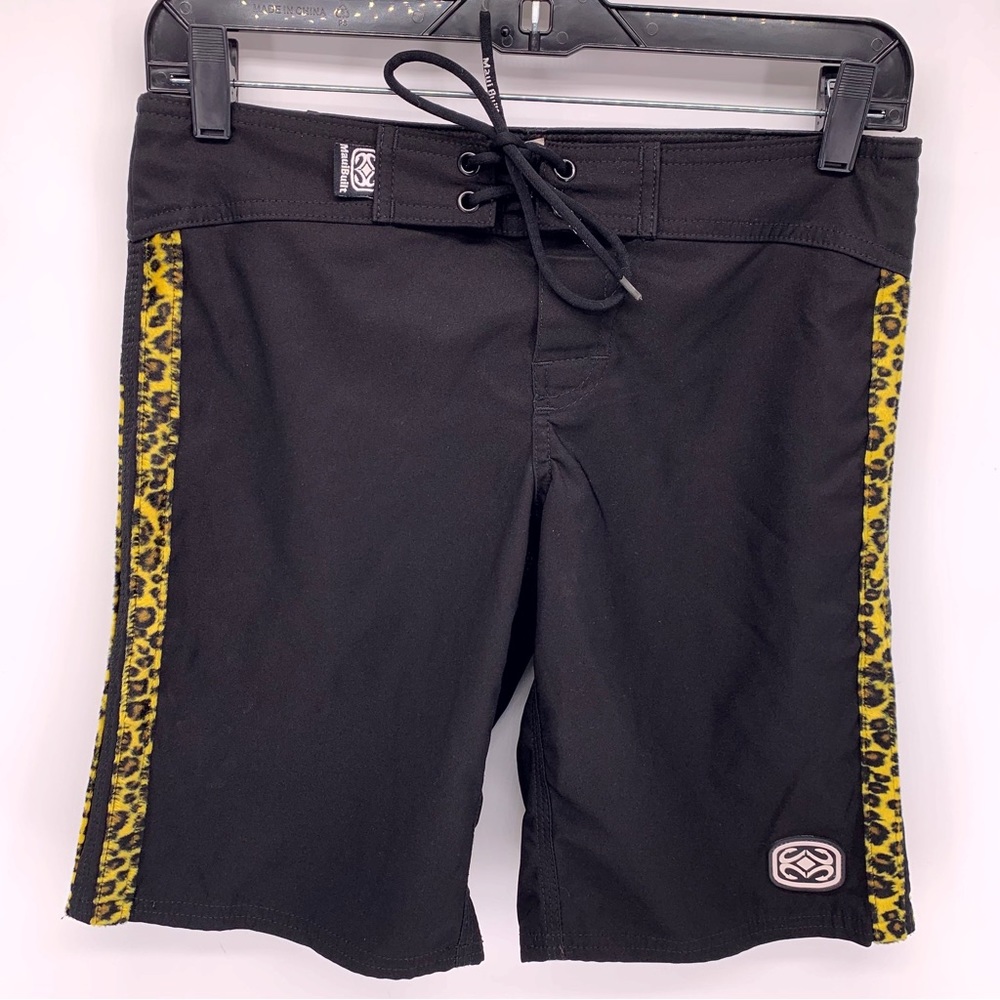 VINTAGE Maui Built Black Cheetah Print Women’s Board Shorts